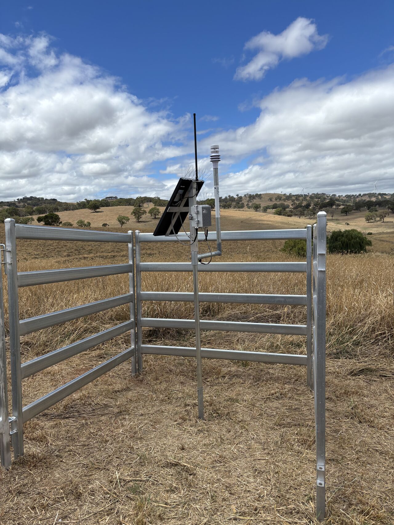 SynaptiX weather station